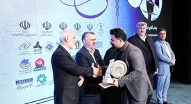 در اجلاس ملی نشان عالی مدیر سال؛ نشان عالی مدیر سال ۱۴۰۴ به امید کوهی رسید/ درخشش مجتمع پتاس خوروبیابانک