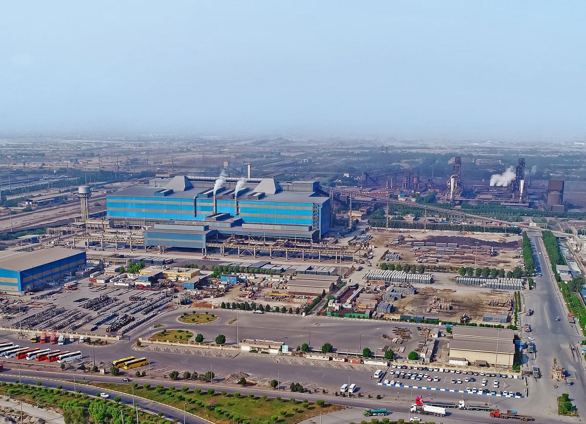 فولاد هرمزگان به سوی کارخانه‌ای هوشمند، پایدار و پیشرو در صنعت فولاد پیش می‌رود