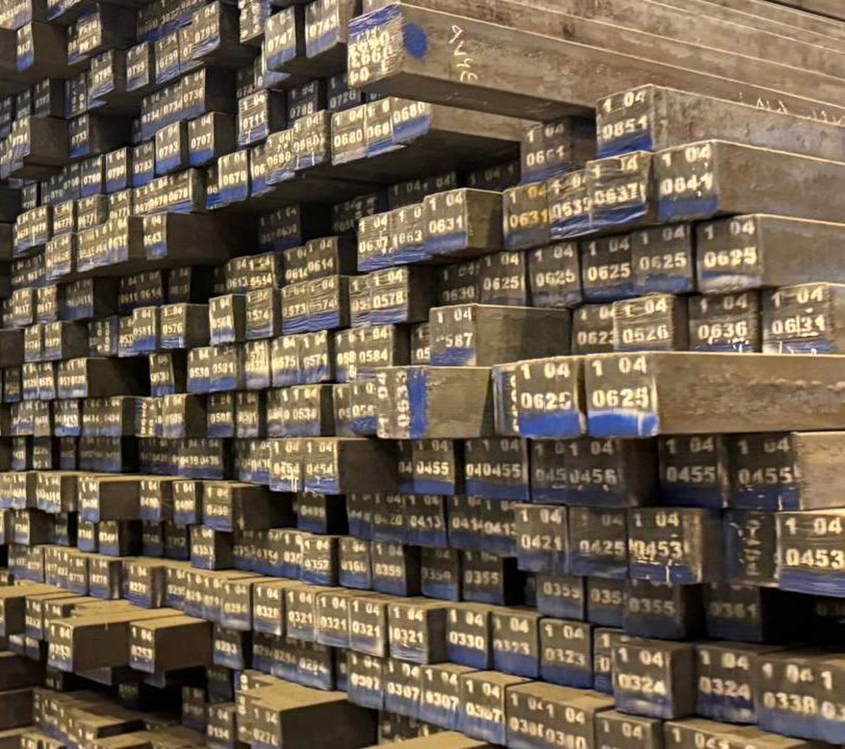 عرضه اعتباری 7000 تن شمش فولاد غدیر نی ریز در بورس کالا