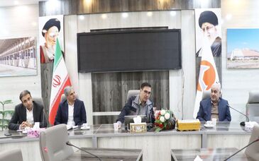 نشست صمیمی شورای اسلامی کار و تعدادی از بازنشستگان شرکت آلومینای ایران 