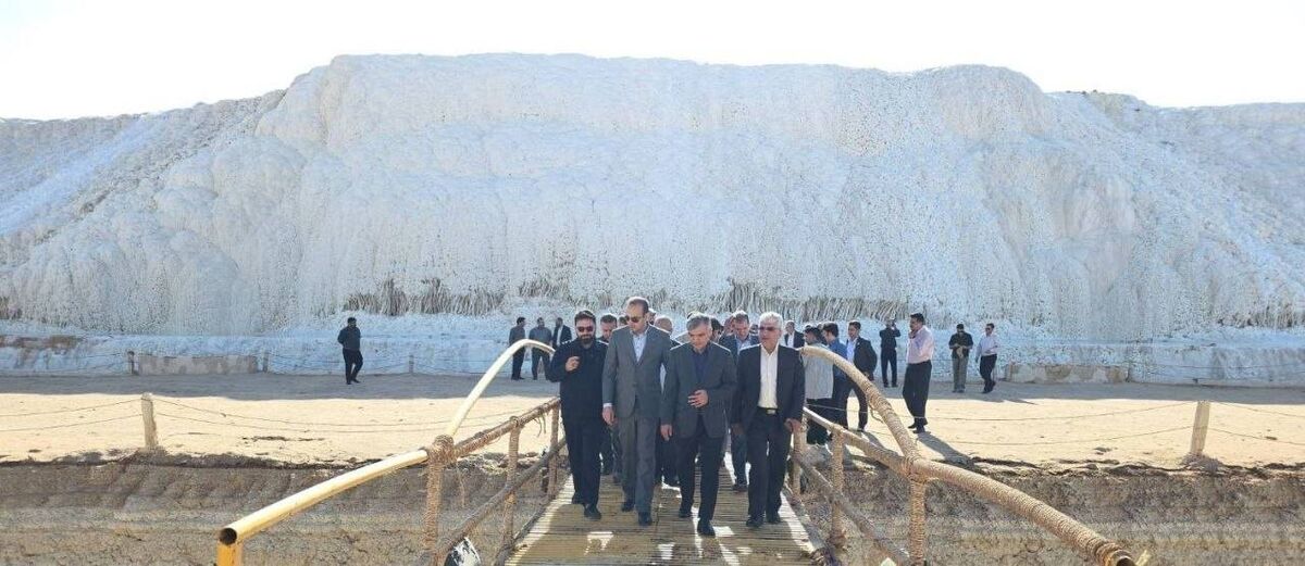 از روایت فرهنگی تا تجربه شورابه؛ مدیران و سرمایه‌گذاران ظرفیت‌های مجتمع پتاس خوروبیابانک را بررسی کردند

