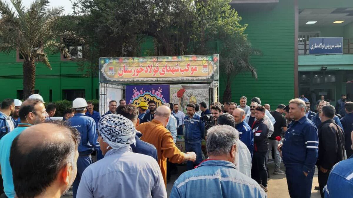 برپایی ایستگاه‌های صلواتی در محل درب‌های یک و چهار و سایت فولادسازی