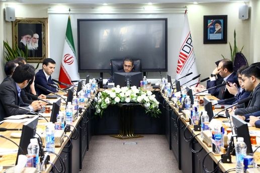 رئیس هیات عامل ایمیدرو اعلام کرد:"چادرملو" بر استراتژی حفظ تاب آوری و کیفیت محصول، تمرکز کند