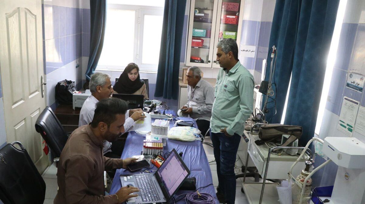 استقبال کارکنان شرکت فولاد هرمزگان از اهداى خون؛ اهدای زندگی