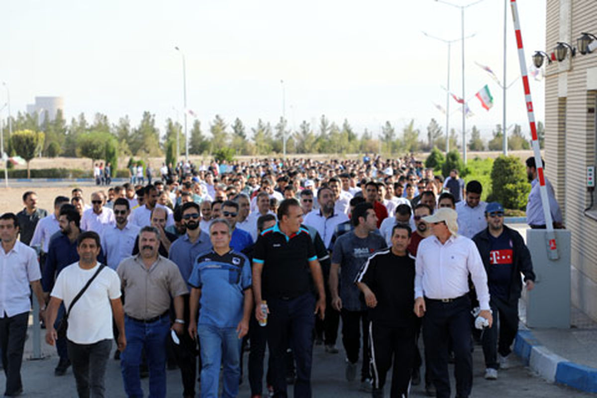 همگام برای سربلندی فولاژ


