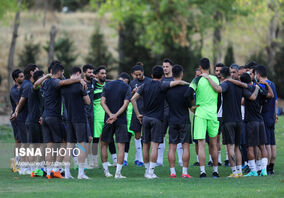 صدرنشینی گل گهر در پایان هفته اول/پرسپولیس به پله اول نرسید