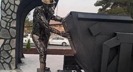 «مرد معدنچی» ایستاده در قلب کرمان

