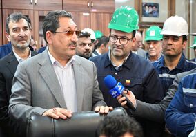 فولاد خوزستان یک ثروت ملی است؛باید از این سرمایه ارزشمند صیانت و حمایت کنیم