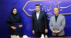 با اهدای لوحی صورت گرفت؛ تقدیر رئیس ستاد بزرگداشت روز ملی صنعت و معدن از مدیر روابط عمومی ایمیدرو