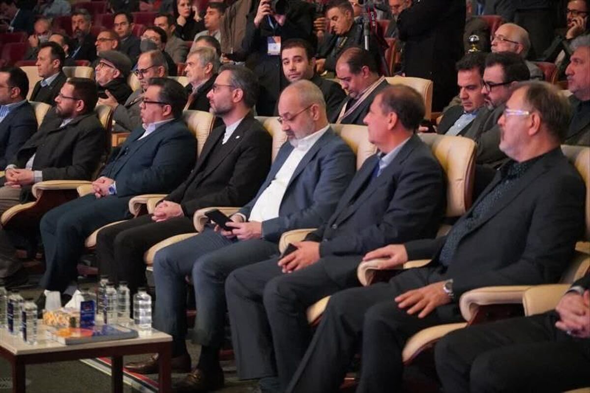 ششمین جشنواره ملی فولاد ایران با حضور ذوب آهن اصفهان آغاز به کار کرد