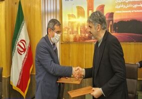 تزریق دانش کاربردی دانشگاه به صنعت/امکانات و تجهیزات صنعت برای کاربست علم روز دنیا در اختیار دانشگاه‌ها قرار گیرد