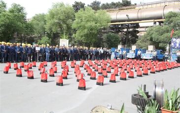 صبحگاه کارگری همراه با تحویل ۸ سری جهیزیه، ۱۳۵ بسته معیشتی و افتتاح یک باب منزل برای نیازمندان