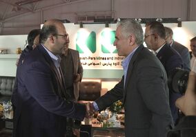 گزارش تصویری  روز اول حضور شرکت فولاد خوزستان در بیست و دومین نمایشگاه بین المللی متالورژی