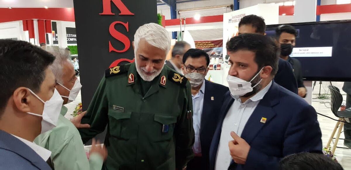  فولاد خوزستان با برگزاری نمایشگاه بومی سازی از شعار ما می‌توانیم حمایت نمود