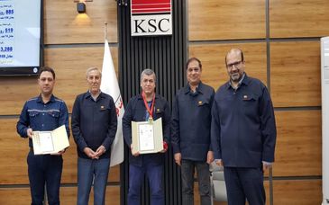 با حضور مدیرعامل شرکت انجام شد؛اعطای نشان طلای ایمنی به معاون بهره‌برداری و تقدیر از رییس ایمنی در حوزه بهره‌برداری