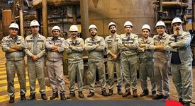 «حس خوب» با همکاران/مهمانان این هفته: کارکنان ناحیه نورد سرد (به مناسبت سالروز بهره‌برداری از پروژه بومی‌سازی و جایگزینی ۱۶ پایه هیدروژنی)