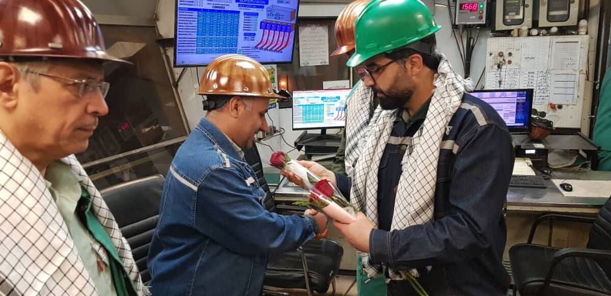 تقدیر و تشکر از تلاش کارگران بخش تولید در شیفت ایثار