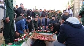 تشییع و تدفین شهید گمنام، همزمان با سالروز شهادت فاطمه زهرا (س) در شرکت آلومینای ایران