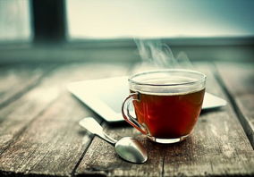 چه ساعتی آخرین چای را بنوشیم تا بدخواب نشویم؟