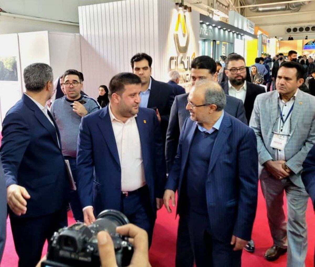 بازدید معاون وزیر صمت و رئیس هیات عامل ایمیدرو از غرفه شرکت فولاد خوزستان