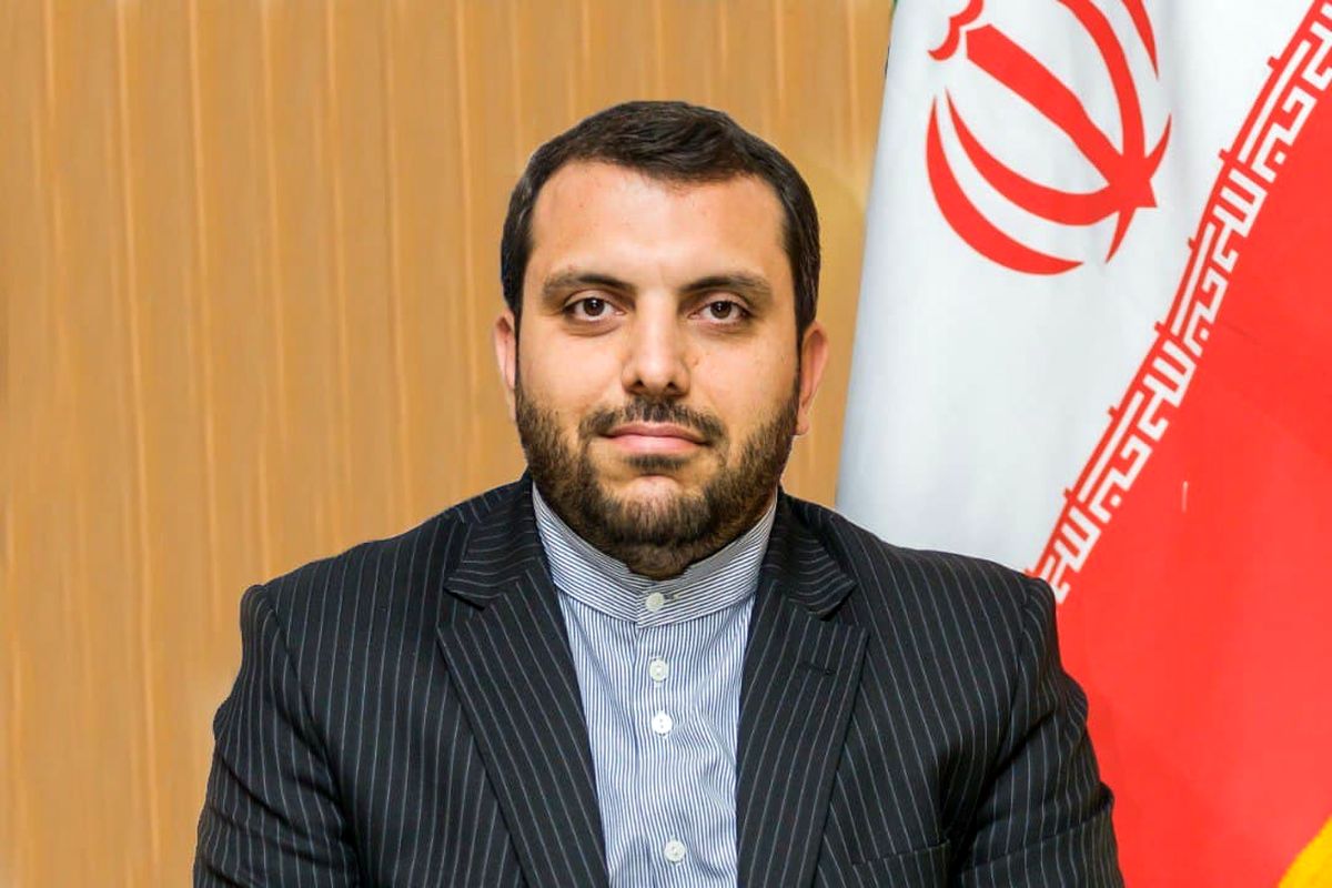 طی حکمی از سوی حمیدرضا عظیمیان، مدیرعامل فولادمبارکه، هادی نباتی نژاد به سمت مدیر روابط عمومی این شرکت منصوب شد