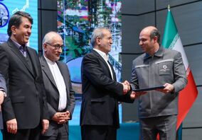 با حضور پزشکیان،کارخانه احیای مستقیم شماره ۲ جهان فولاد سیرجان افتتاح شد