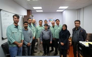 به مناسبت فرا رسیدن روز عصای سفید انجام شد؛ تجلیل از کارمند روشن‌دل شرکت فولاد هرمزگان