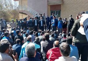 سرپرست صندوق بازنشستگی فولاد با حضور در شرکت زغالسنگ با سعه صدر به پرسش های کارگران پاسخ داد