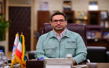 مدیرعامل فولاد هرمزگان:روحیه ایثار، همبستگی و جهاد، در ثبت رکوردهای تولید فولاد هرمزگان جلوهگر شده است