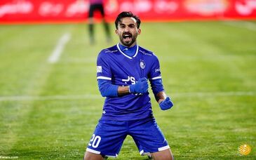 یاغی استقلال در فهرست خرید پرسپولیس؟