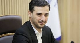 پیام تبریک فرید دهقانی/ تیم فوتبال چادرملو اردکان صدرنشین شد