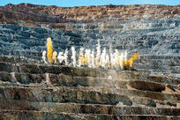 میزان رعایت استانداردهای زیست‌محیطی‌ در بخش معدن بررسی شد؛ آسیب‌های معدن‌کاری آلاینده