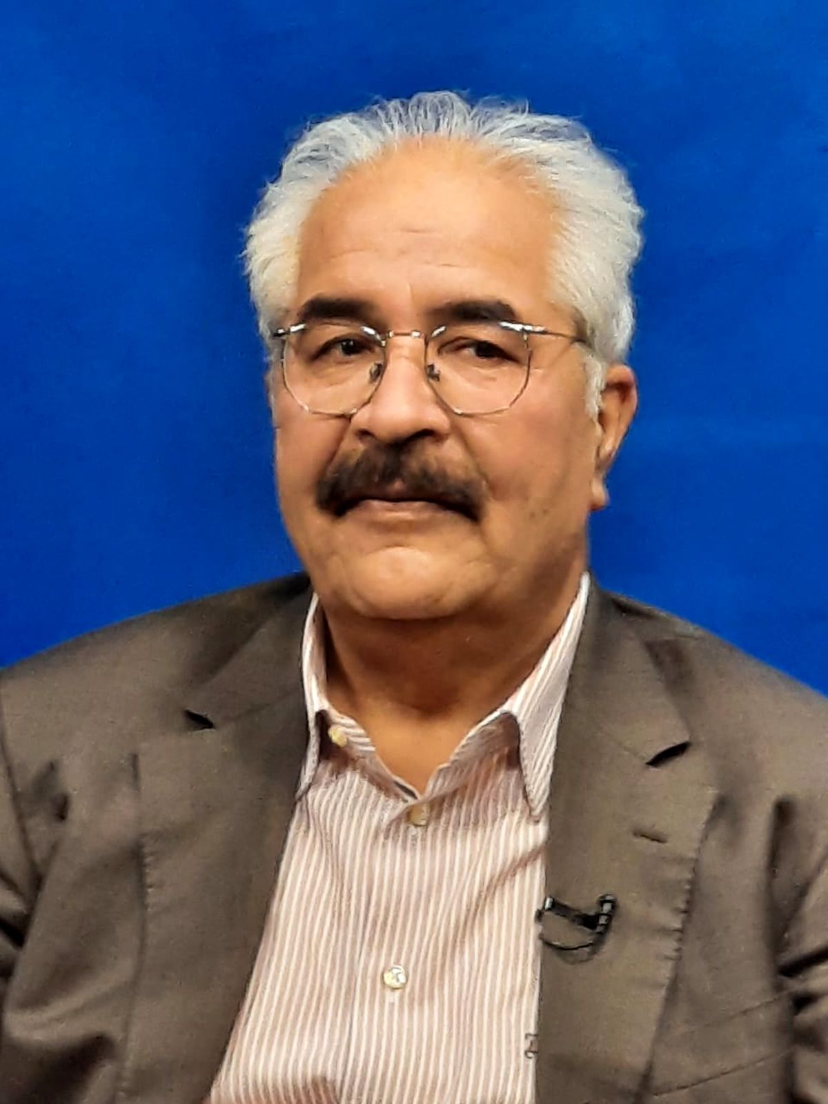 ادامه نهضت مدرسه سازی در اردکان توسط چادرملو

