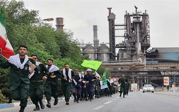 نوای کاروان دو امدادی "عاشقان حسینی، زائران خمینی" در ذوب آهن اصفهان