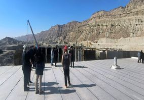 حضور خبرنگاران در سایت مخازن ذخیره آب طرح ساماندهی پساب بندرعباس