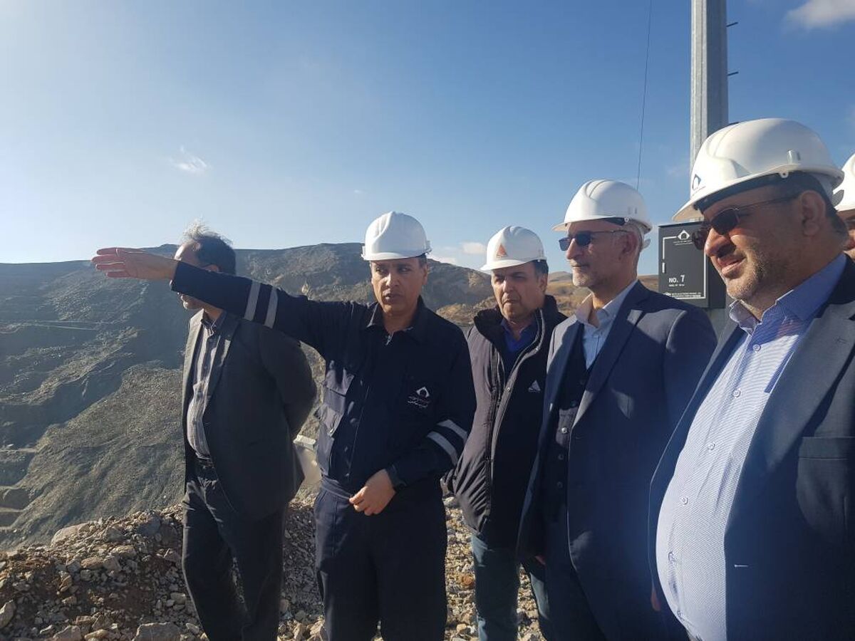 حضور رئیس هیات عامل ایمیدرو در معدن سرب و روی انگوران
