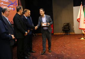 منطقه ویژه اقتصادی لامرد موفق به دریافت جایزه پنج‌ستاره بهره‌وری شد