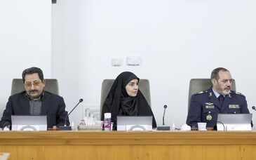 عکس روز: وزیر صمت در نخستین جلسه هیأت دولت