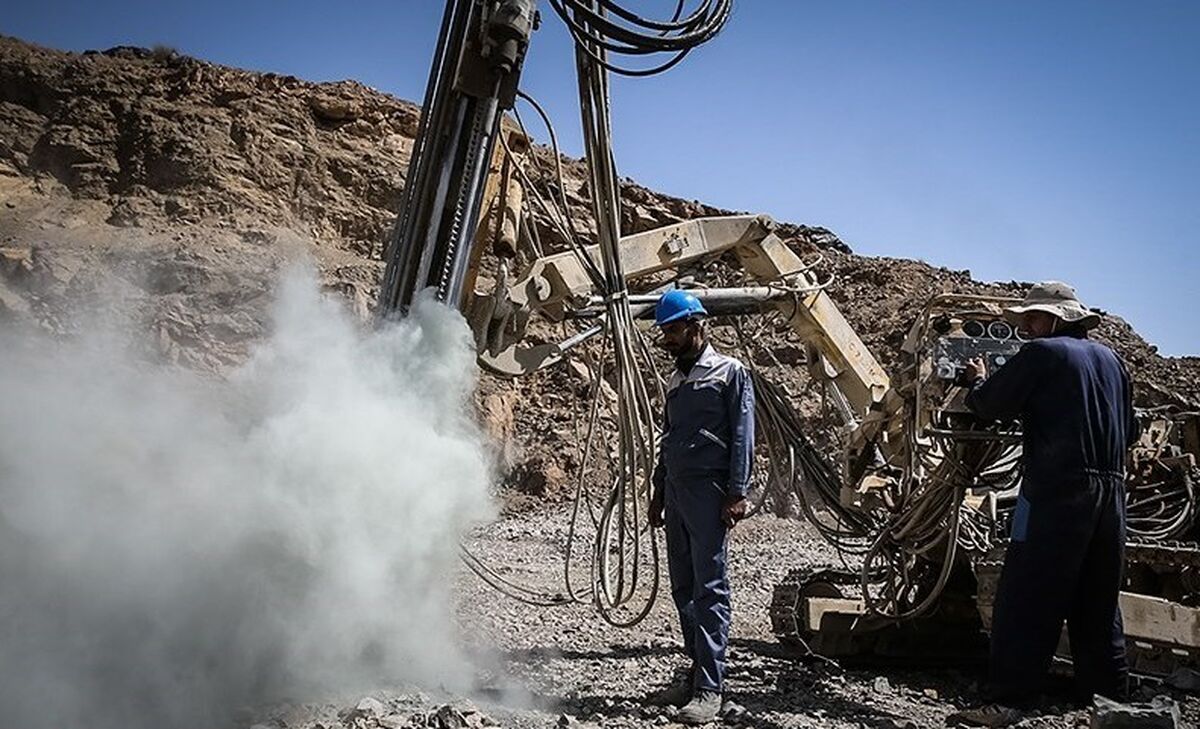 کشف ذخایر بزرگ مس به مساحت ۲ هزار هکتار در دلفان