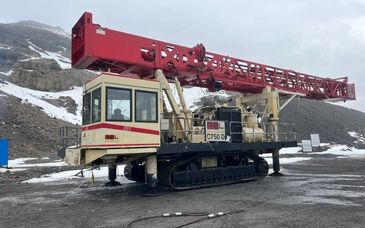 مراحل پایانی مونتاژ دومین دستگاه حفاری REL C750D