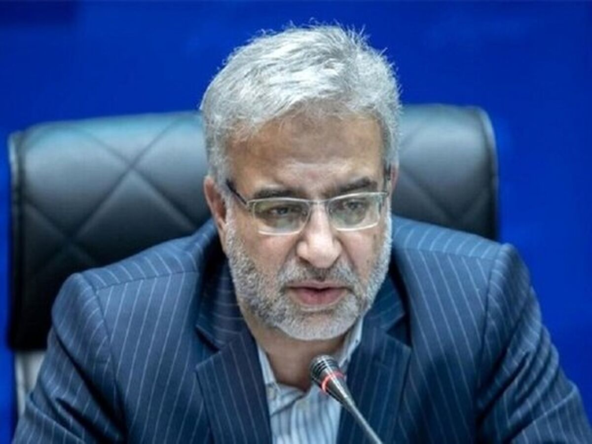 زاهدی وفا برای معیشت و رفاه کارگران و بازنشستگان برنامه دارد
