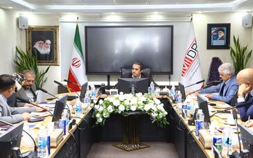 آقاجانلو اعلام کرد: برنامه توسعه همکاری ها بین ایمیدرو و سرمایه گذاران هندی / آمادگی هندی ها برای تامین تجهیزات معدنی مورد نیاز ایران