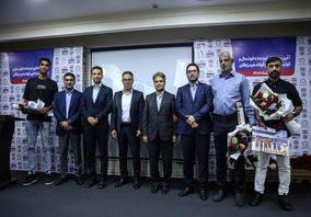 با حضور مدیرعامل فولاد هرمزگان انجام شد؛ تقدیر از قهرمانان بینالمللی فولاد هرمزگان و خانواده ورزشکار شهید شرکت