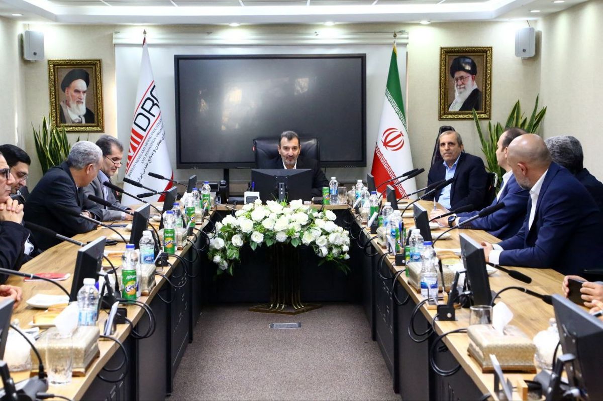 آئین معارفه مدیر حقوقی ایمیدرو با حضور سمیعی نژاد