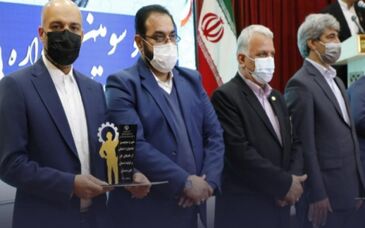 در سی و سومین جشنواره امتنان از نخبگان کار و تولید انجام شد؛ از مدیرعامل شرکت فولاد اکسین خوزستان تقدیر شد/ فولاد اکسین خوزستان واحد نمونه کاندید جشنواره امتنان کشور شد