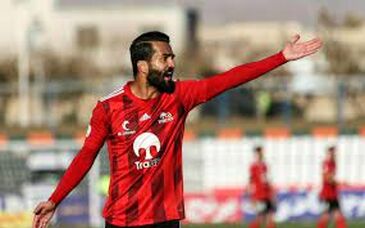 مرد سال فوتبال ایران سید جلال حسینی است/ شک نکنید استقلال امتیاز از دست می دهد و ما قهرمانیم