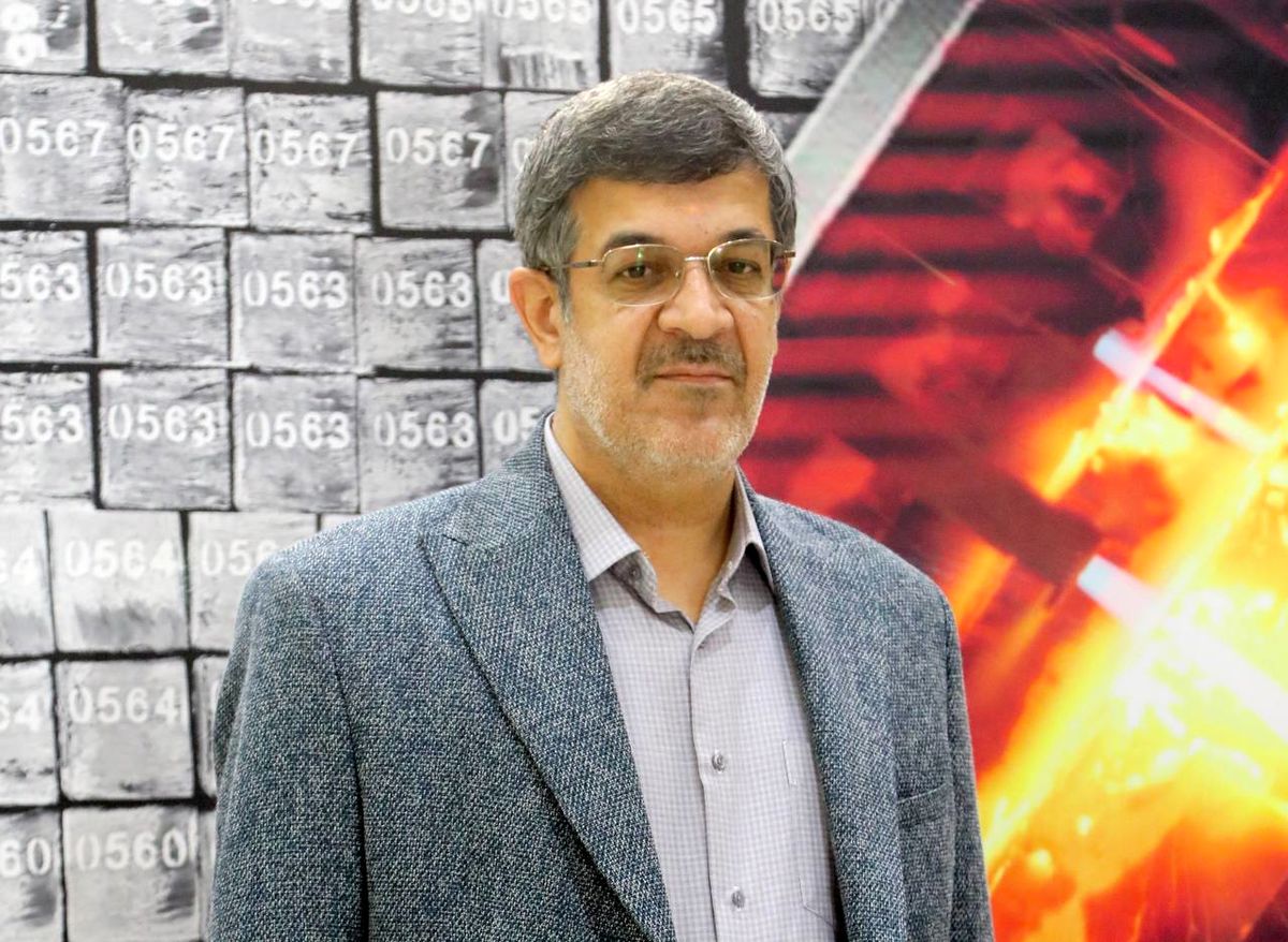 استاندار یزد عنوان کرد: نقش مؤثر نیروگاه خورشیدی چادرملو در جبران ناترازی‌های انرژی