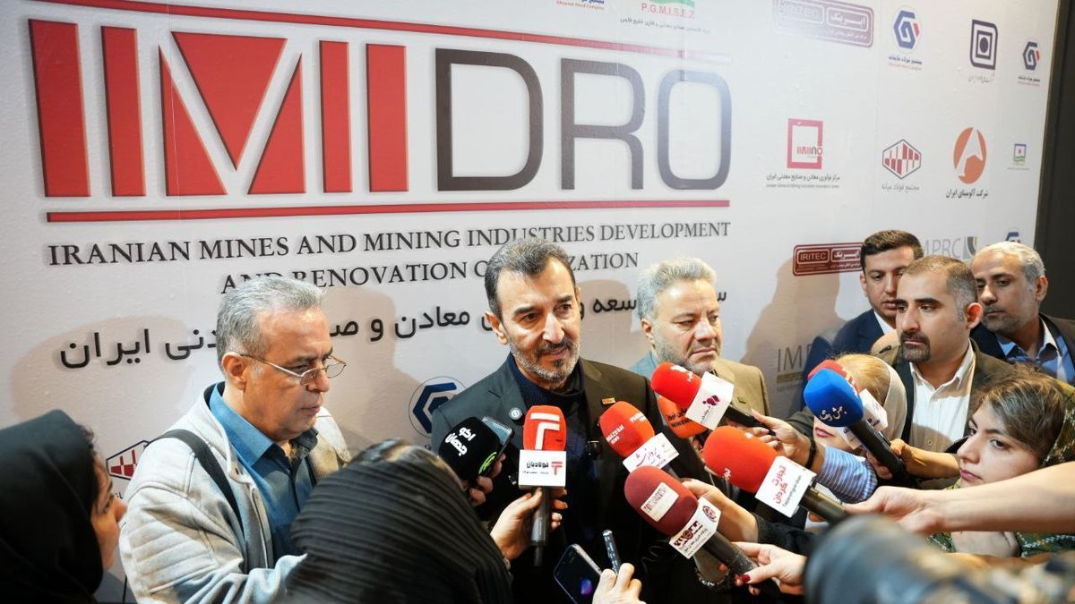 تاکید ایمیدرو بر توسعه اکتشافات، بومی‌سازی فناوری و پایداری زنجیره فولاد