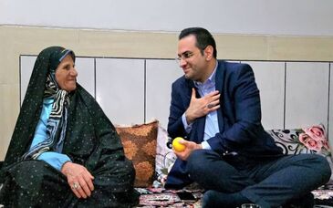 دیدار دکتر مصطفی پور مدیرعامل فولاد غدیر نی‌ریز با مادران شهدا در روز گرامیداشت شهدا

