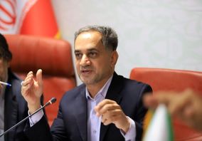 الزام قانونیِ انتقال دفاتر اصلی شرکت‌های معدنی به کرمان/ مردم استان نیازمند صدقه نیستند